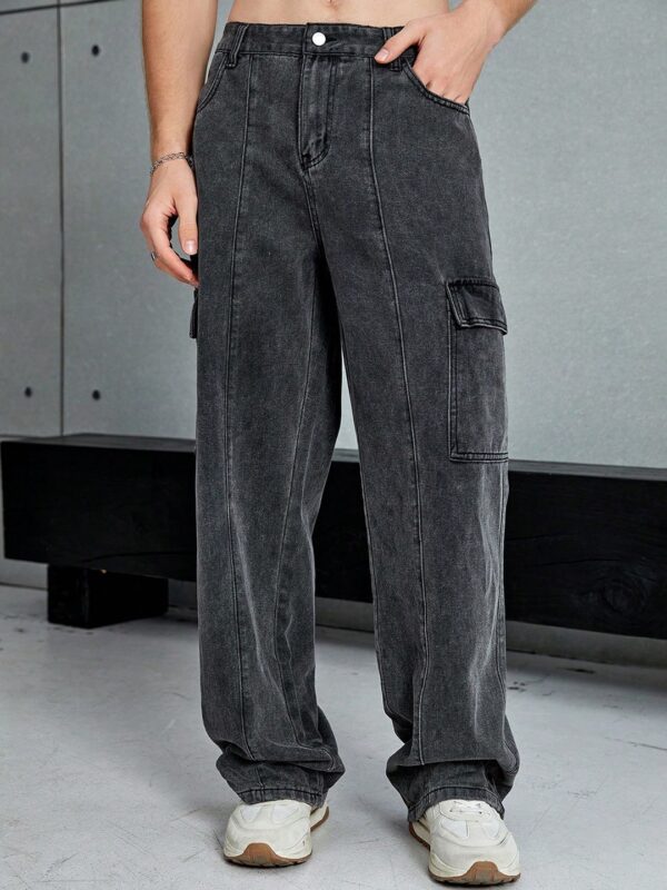 Men Low-Rise Cargo Jeans - Image 3