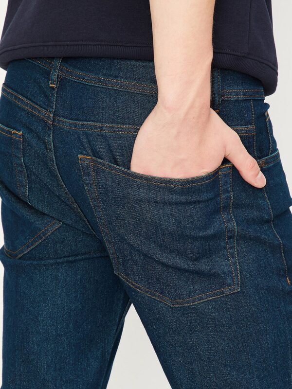 Men Mid-Rise Stretchable Jeans - Image 3